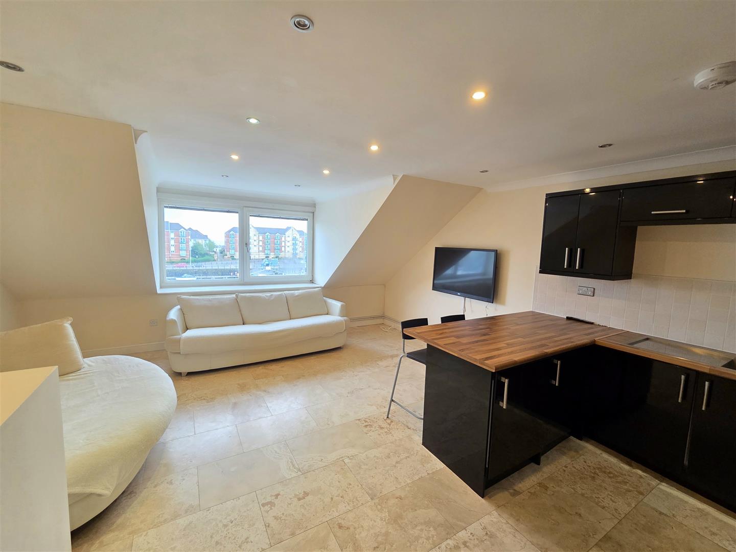 Squire Court, Victoria Quay Marina, Swansea, SA1 3XB
